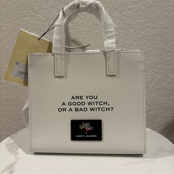 NWT Marc Jacobs x The Wizard of Oz Glinda Leather Tote, limited-edition - Picture 4 of 8